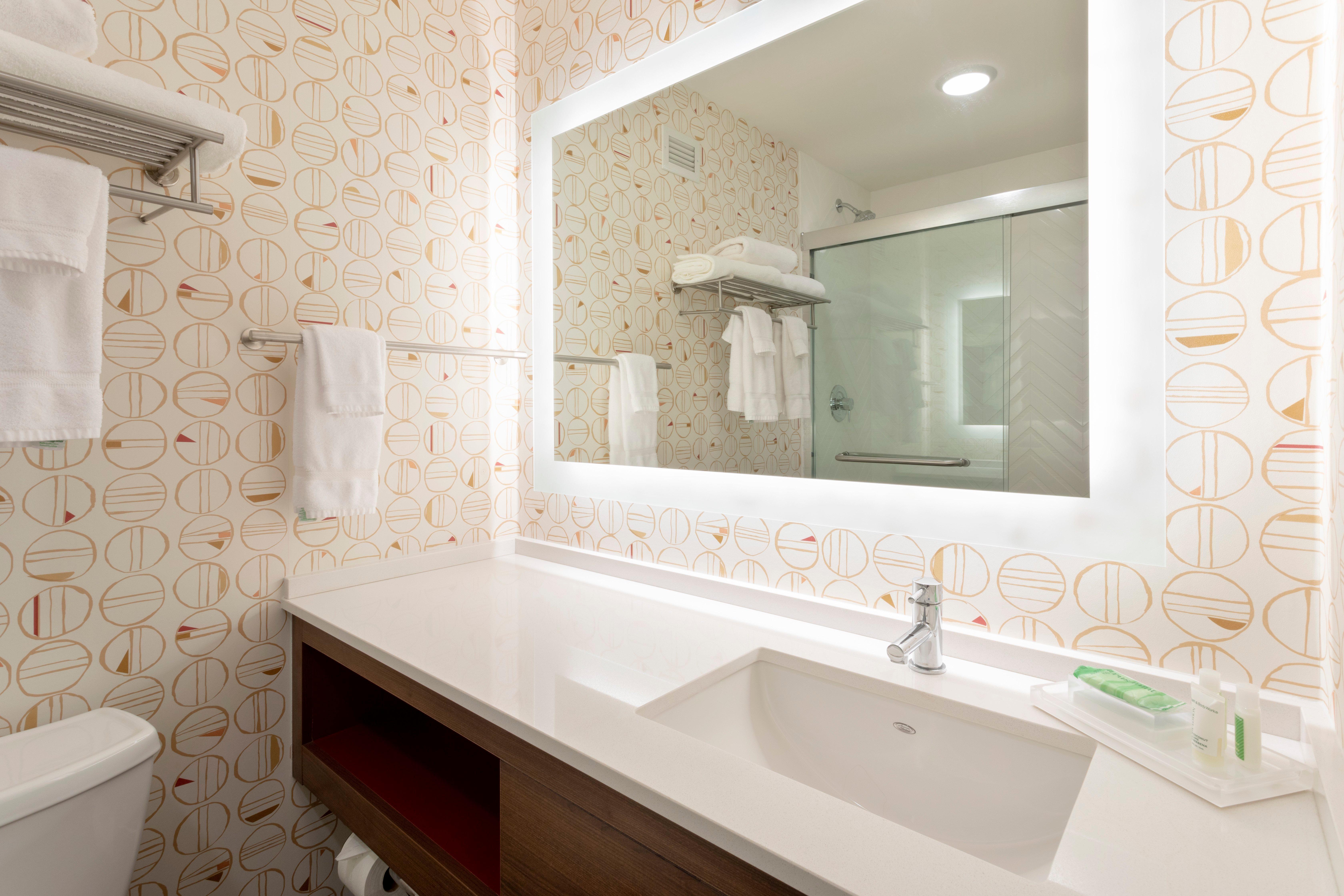 Holiday Inn Marquette By Ihg Eksteriør billede