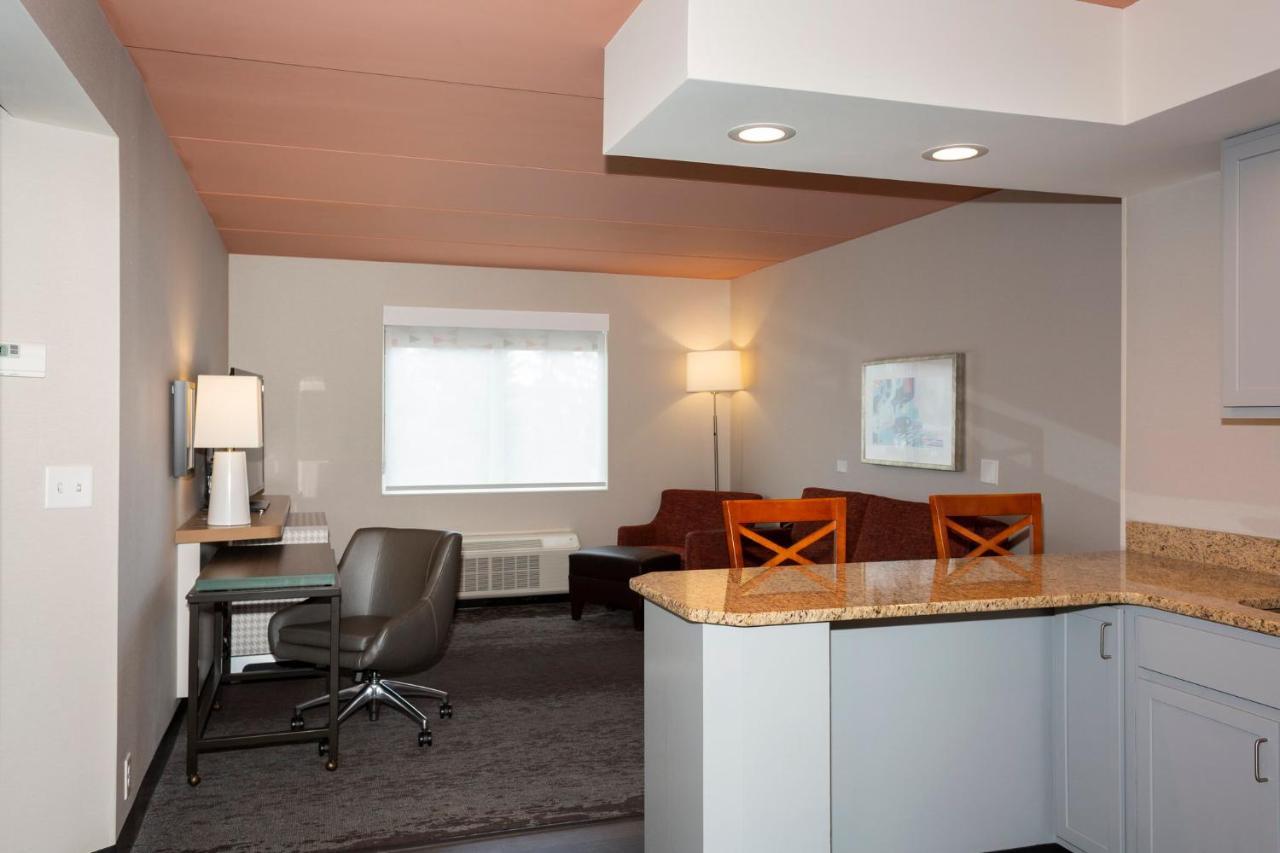 Holiday Inn Marquette By Ihg Eksteriør billede